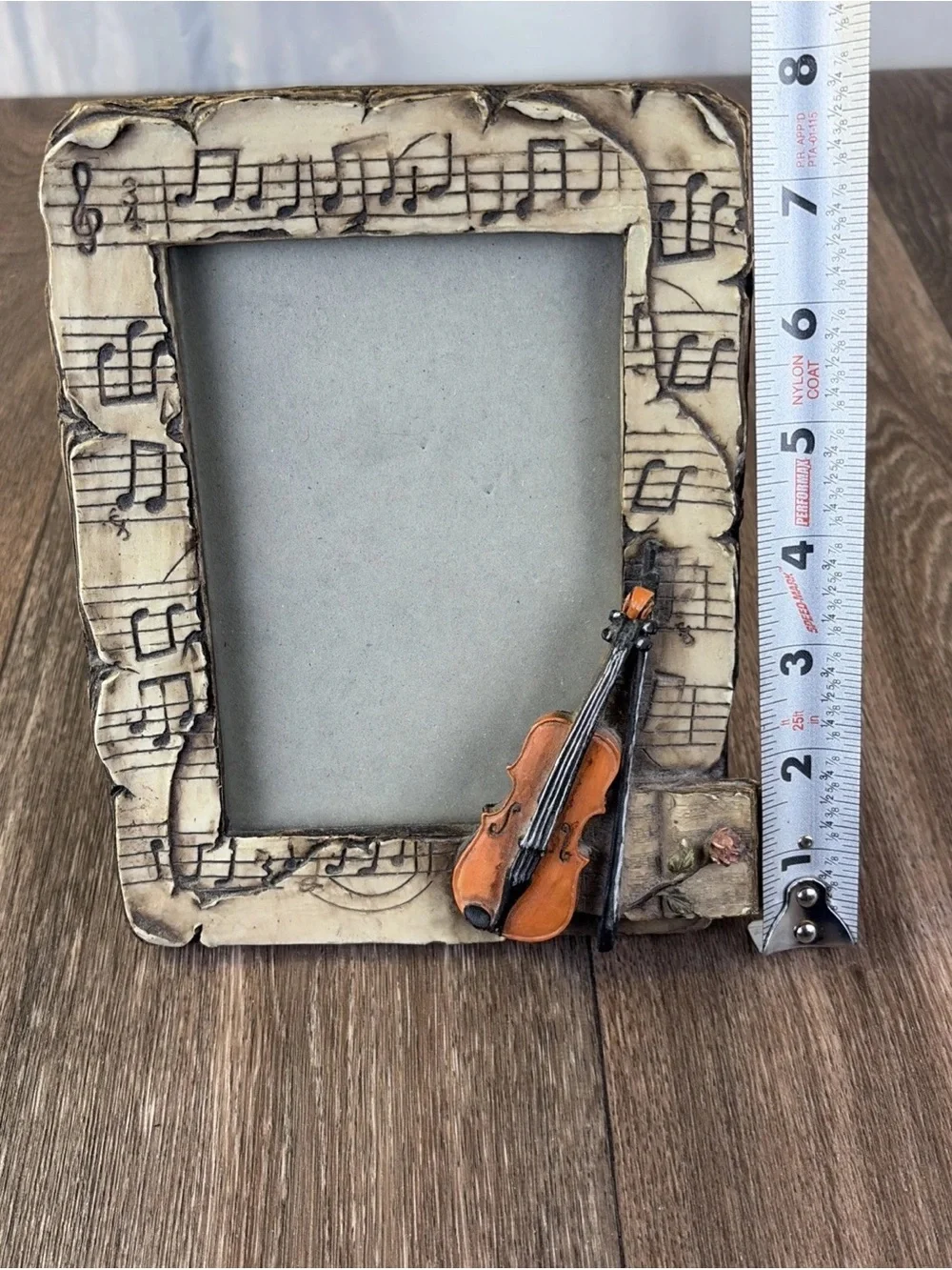Unknown decorative music